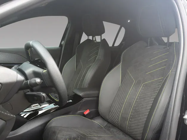 PEUGEOT 208 1.2 Hybrid 145 GT Exclusive