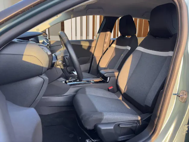 Citroën C4 1.2 PureTech Swiss Edition