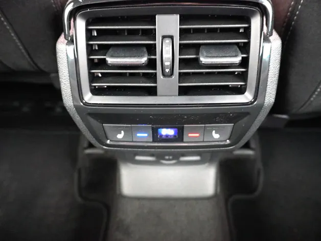 Škoda Karoq 1.5 TSI SportLine DSG