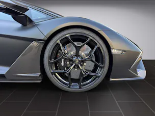 Lamborghini Revuelto Coupé 6.5