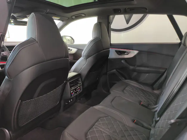Audi Q8 SUV 50 TDI S-Line Competition quattro T-Tronic