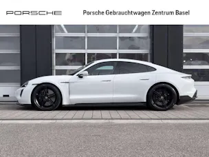 PORSCHE Taycan Turbo S