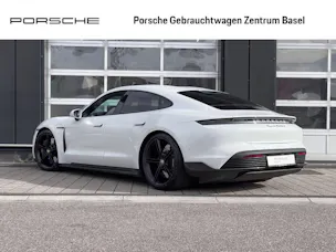 PORSCHE Taycan Turbo S