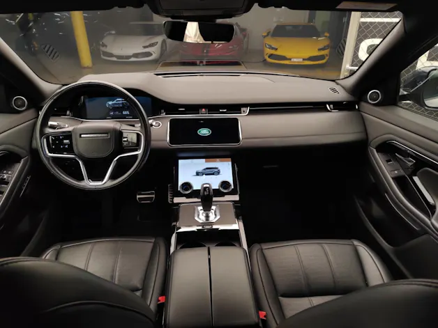 Land Rover Range Rover Evoque P 300e HSE AT8