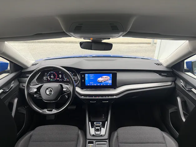 SKODA Octavia Combi 2.0 TDI DSG Ambition *TOP-AUSSTATTUNG*