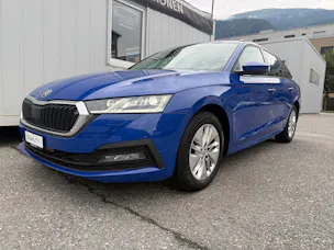 SKODA Octavia Combi 2.0 TDI DSG Ambition *TOP-AUSSTATTUNG*