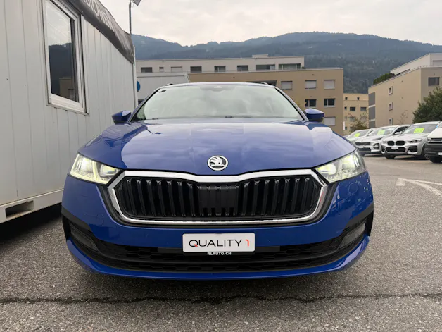 SKODA Octavia Combi 2.0 TDI DSG Ambition *TOP-AUSSTATTUNG*