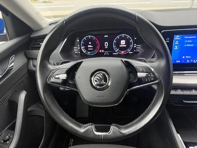 SKODA Octavia Combi 2.0 TDI DSG Ambition *TOP-AUSSTATTUNG*