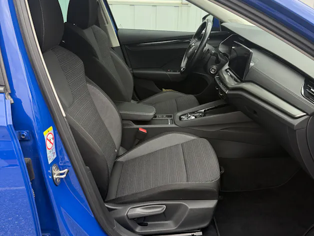 SKODA Octavia Combi 2.0 TDI DSG Ambition *TOP-AUSSTATTUNG*