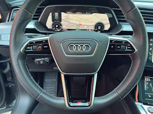 Audi e-tron S quattro