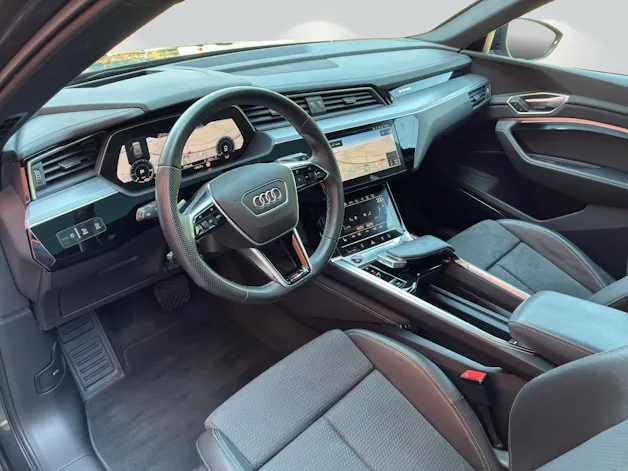 Audi e-tron S quattro