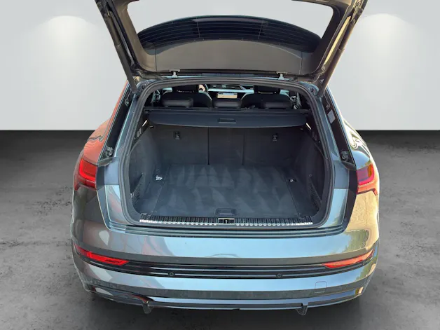 Audi e-tron S quattro