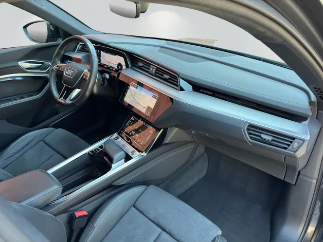 Audi e-tron S quattro