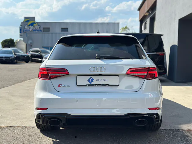 Audi RS3 Sportback 2.5 TSI quattro S-tronic