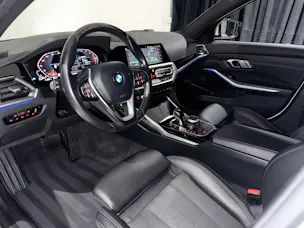 BMW 320d xDrive 48V Touring Steptronic | 1.Hand | AHK |