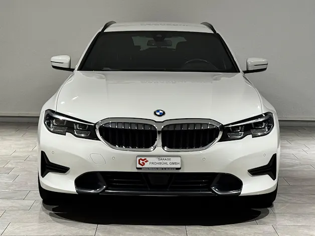 BMW 320d xDrive 48V Touring Steptronic | 1.Hand | AHK |