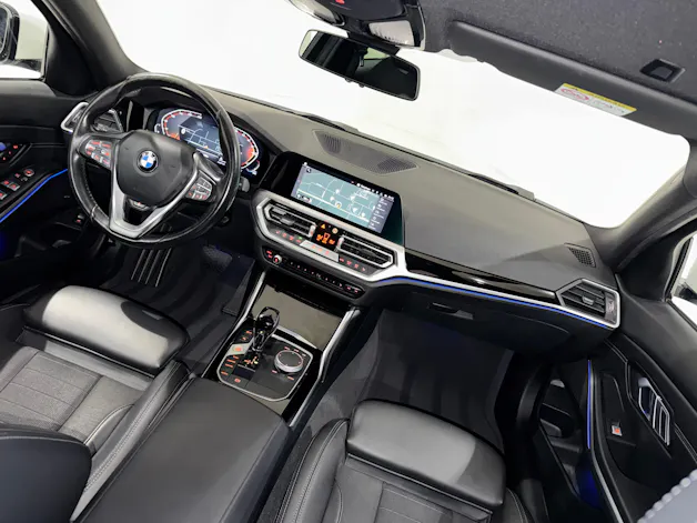 BMW 320d xDrive 48V Touring Steptronic | 1.Hand | AHK |