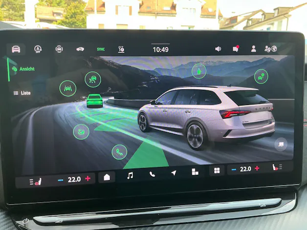 Škoda Octavia Combi 2.0 TSI 265 PS RS *** PANORAMA, ANHÄNGEKUPPLUNG & STANDHEIZUNG ***