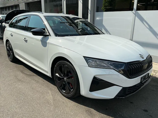Škoda Octavia Combi 2.0 TSI 265 PS RS *** PANORAMA, ANHÄNGEKUPPLUNG & STANDHEIZUNG ***