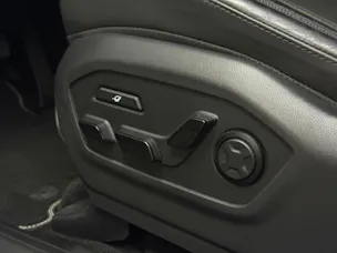 HYUNDAI Santa Fe 1.6 T-GDi PHEV Calligraphy 4WD Automatic