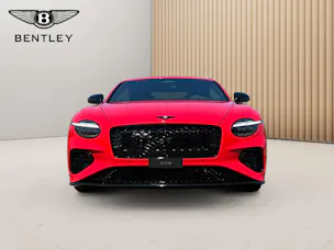 Bentley Continental GT S V8 680 PS/ 1.9% Leasing möglich.