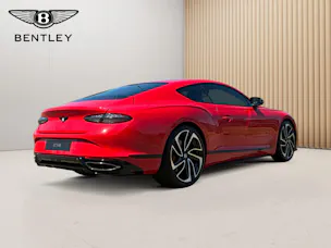 Bentley Continental GT S V8 680 PS/ 1.9% Leasing möglich.