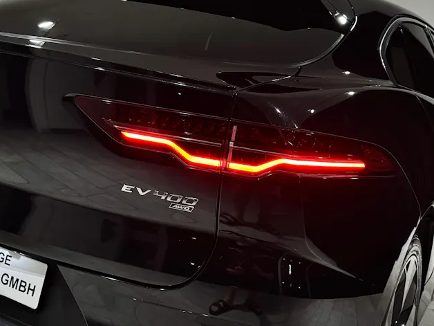 Jaguar I-Pace EV400 HSE AWD I 1.HAND I Werksgarantie I