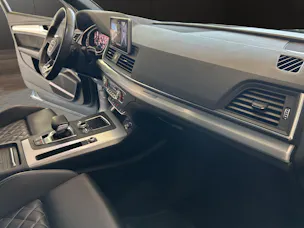 Audi Q5 55 TFSI e sport quattro
