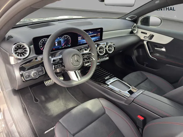 Mercedes-Benz A 220 4Matic 8G-DCT