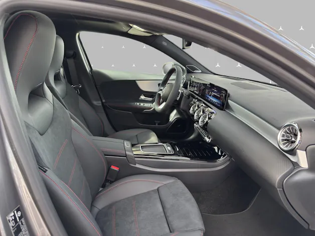 Mercedes-Benz A 220 4Matic 8G-DCT