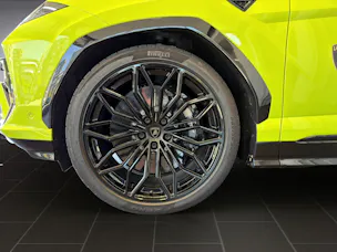 Lamborghini Urus 4.0 SE