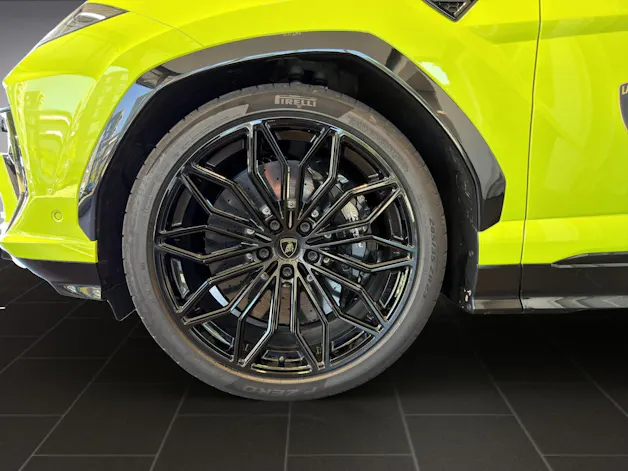 Lamborghini Urus 4.0 SE
