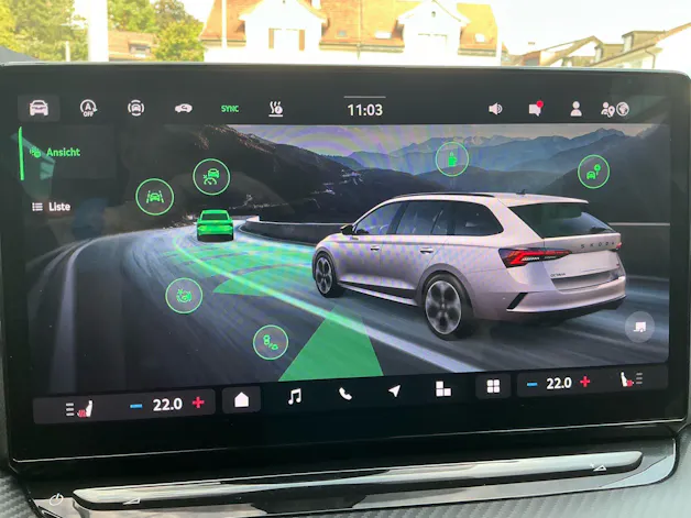 Škoda Octavia Combi 2.0 TSI 265 PS RS ***PANORAMASCHIEBEDACH, ANHÄNGERKUPPLUNG & STANDHEIZUNG***