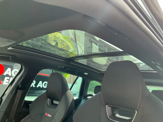 Škoda Octavia Combi 2.0 TSI 265 PS RS ***PANORAMASCHIEBEDACH, ANHÄNGERKUPPLUNG & STANDHEIZUNG***