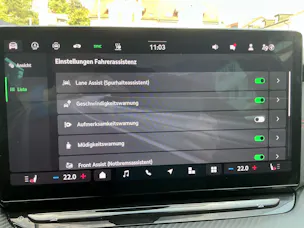 Škoda Octavia Combi 2.0 TSI 265 PS RS ***PANORAMASCHIEBEDACH, ANHÄNGERKUPPLUNG & STANDHEIZUNG***