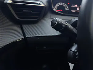 Peugeot 208 1.2 PureTech Allure EAT8