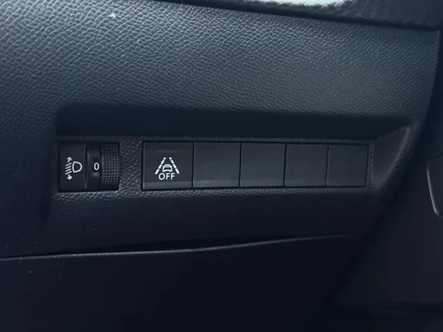 Peugeot 208 1.2 PureTech Allure EAT8