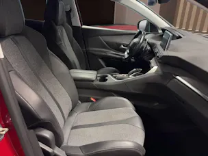 PEUGEOT 3008 1.2 PureTech Allure EAT