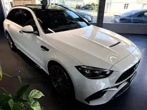 MERCEDES-BENZ C 63 S AMG T E Performance 4 Matic Executive Edition