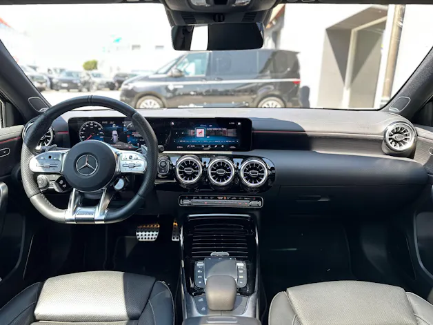 Mercedes-Benz A 35 AMG 4Matic Speedshift