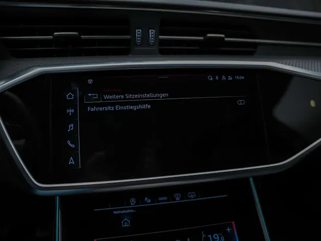 Audi RS6 Avant 4.0 TFSI V8 quattro *Akrapovic*Allradlenkung*Standheizung*Sitzlüftung*