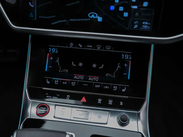 Audi RS6 Avant 4.0 TFSI V8 quattro *Akrapovic*Allradlenkung*Standheizung*Sitzlüftung*