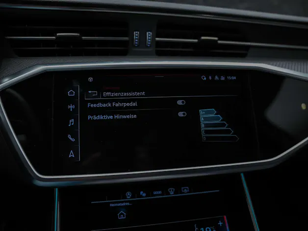 Audi RS6 Avant 4.0 TFSI V8 quattro *Akrapovic*Allradlenkung*Standheizung*Sitzlüftung*