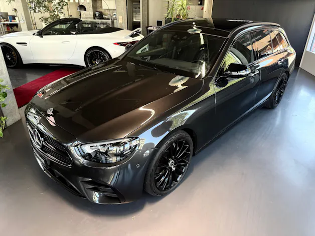 Mercedes-Benz E 220 d T 4Matic AMG Line 9G-Tronic