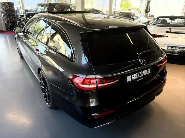 Mercedes-Benz E 220 d T 4Matic AMG Line 9G-Tronic