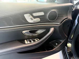 MERCEDES-BENZ E 220 d T 4Matic AMG Line 9G-Tronic