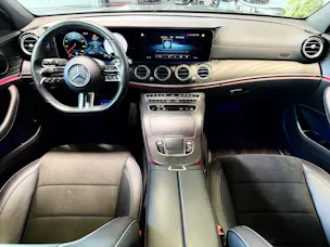 MERCEDES-BENZ E 220 d T 4Matic AMG Line 9G-Tronic