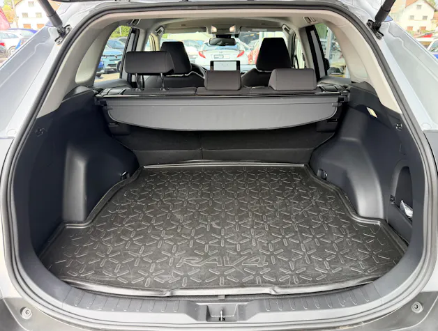 Toyota RAV-4 2.5 HSD Trend e-CVT 4WD