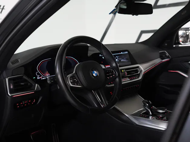 BMW 320d xDrive 48V Touring M Sport Steptronic