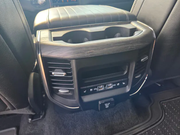 DODGE Ram 1500 3.0 I6 Hurricane Limited Night Edition 548 PS / 3.5T AHK